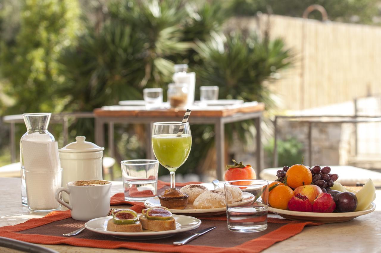Regina Di Ulivi Bed and Breakfast Ostuni Εξωτερικό φωτογραφία