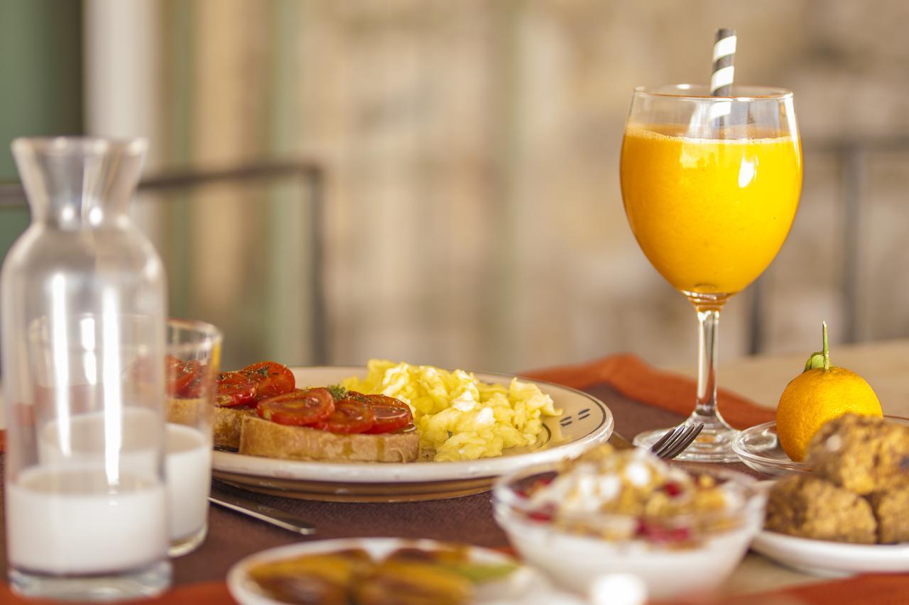 Regina Di Ulivi Bed and Breakfast Ostuni Εξωτερικό φωτογραφία